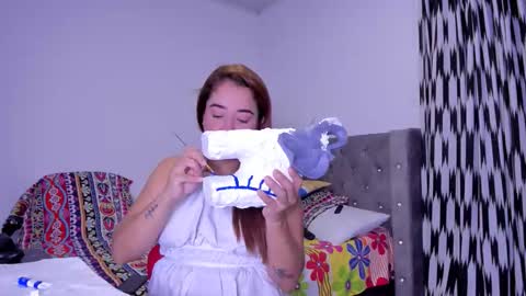 Snapshot of naive_natty1 chatting on 02/02/26, 10:14 Natalia Flores online show from 02/02/26, 10:14