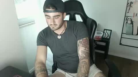 Snapshot of najidalquazar chatting on 02/13/25, 03:24 Najid online show from 02/13/25, 03:24