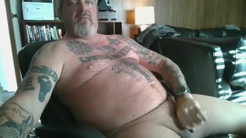 Snapshot of naked4plaync chatting on 09/15/25, 01:22 naked4plaync online show from 09/15/25, 01:22