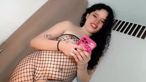 naked_weapon1 online show from 12/11/24, 05:59