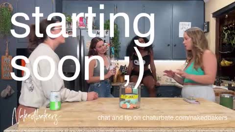 Snapshot of nakedbakers chatting on 10/22/25, 02:01 Naked Bakers online show from 10/22/25, 02:01