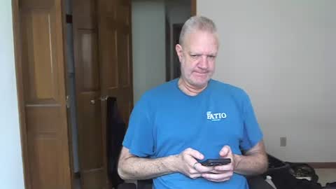 Snapshot of nakedilmale chatting on 05/18/26, 07:31 Tip 100 for my full real name online show from 05/18/26, 07:31