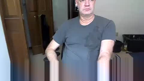 Snapshot of nakedilmale chatting on 06/01/26, 05:58 Tip 100 for my full real name online show from 06/01/26, 05:58