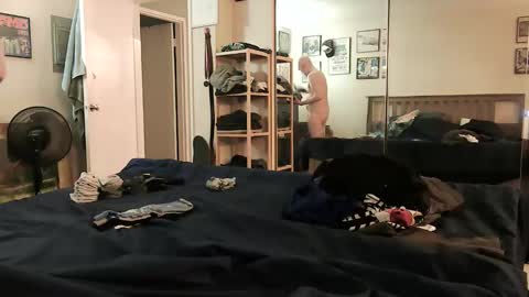 Snapshot of nakedmonkey chatting on 03/22/26, 09:18 nakedmonkey online show from 03/22/26, 09:18