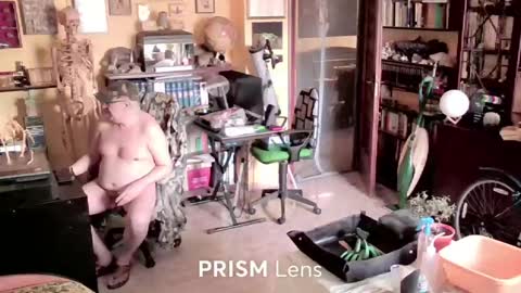 Snapshot of nakednudist72 chatting on 03/19/26, 08:40 Naked Naturist online show from 03/19/26, 08:40