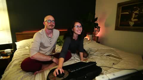 nakedpaint245477 online show from 12/18/24, 02:53