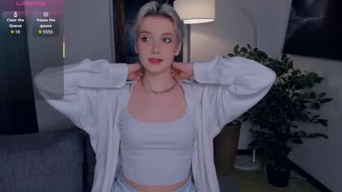 Kate online show from 11/08/25, 12:16