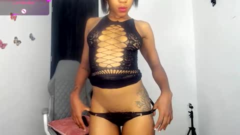 Snapshot of nala_j08 chatting on 11/19/25, 10:10 N A L A NEW instagram nala jordan08 online show from 11/19/25, 10:10