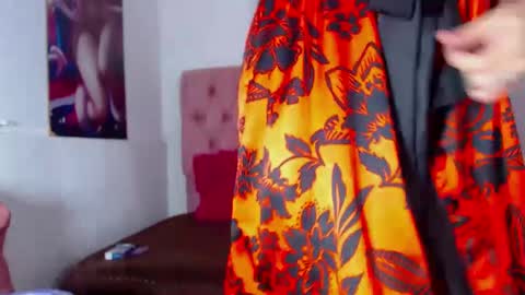 Snapshot of nalaroy chatting on 09/27/25, 08:30 NALAROY online show from 09/27/25, 08:30