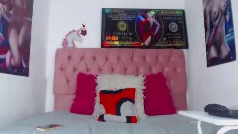 NALAROY online show from 12/20/25, 05:14