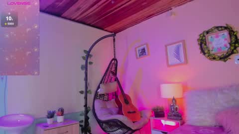 Nalia Adams online show from 03/05/25, 12:33