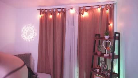 Nalia Adams online show from 10/02/25, 04:36