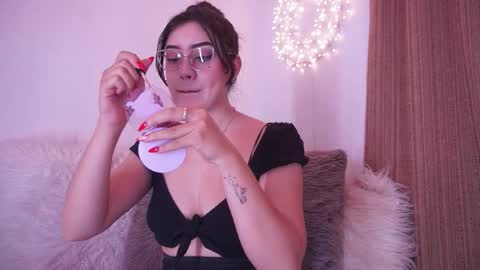 Nalia Adams online show from 10/20/25, 02:17