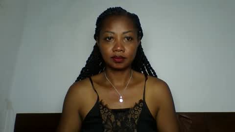 Snapshot of nalinah86 chatting on 02/20/26, 03:25 nalinah86 online show from 02/20/26, 03:25