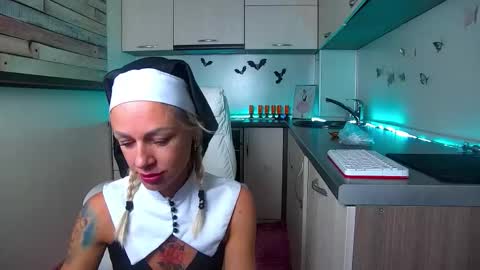 Snapshot of nally_ferrari chatting on 10/30/25, 01:40 Nally online show from 10/30/25, 01:40