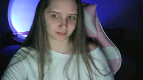 Lola online show from 04/04/26, 04:04