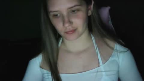 Lola online show from 04/16/26, 02:51