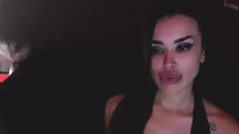 Lady online show from 12/01/25, 05:40