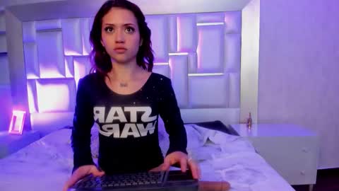 ----Namea------ online show from 10/06/25, 08:01