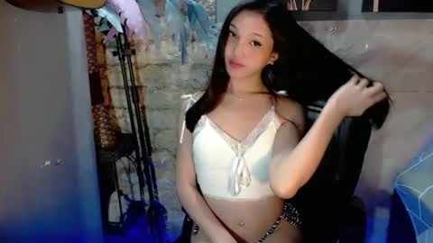 Snapshot of nami_kisser chatting on 04/25/26, 05:43 Nami online show from 04/25/26, 05:43