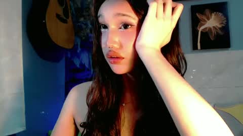 Snapshot of nami_kisser chatting on 06/27/26, 01:10 Nami online show from 06/27/26, 01:10
