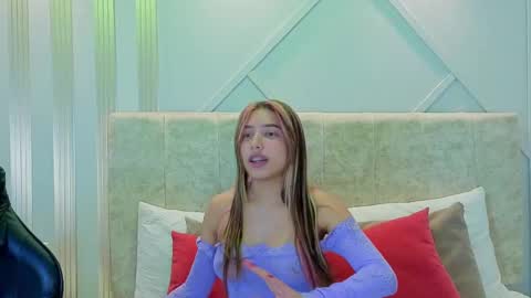 nami_sweet_ online show from 09/24/25, 03:43