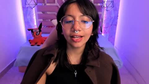 nami_usagi online show from 12/10/24, 04:17