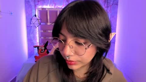 nami_usagi online show from 12/11/24, 02:33