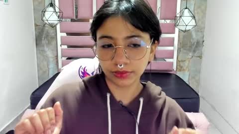 nami_usagi online show from 01/07/25, 11:05