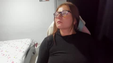 Nami online show from 01/05/25, 02:06