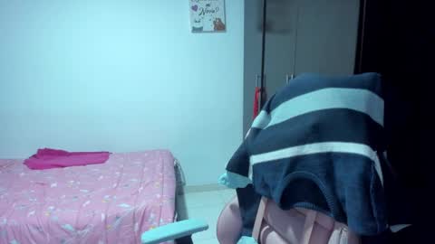 Nami online show from 02/15/25, 02:04