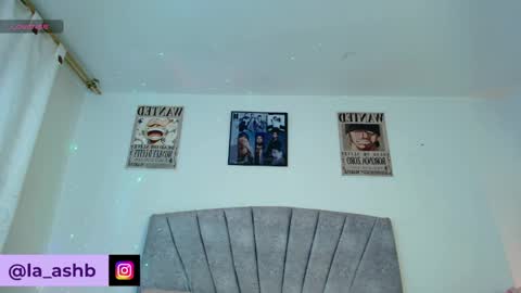 Snapshot of namithompson chatting on 04/22/26, 11:50 NamiThompson online show from 04/22/26, 11:50