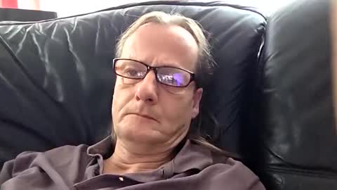 namorreyeb online show from 11/25/25, 10:26