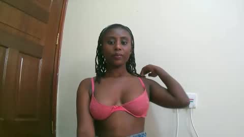 Snapshot of nana2095 chatting on 10/19/25, 11:22 nana2095 online show from 10/19/25, 11:22