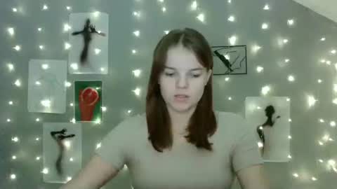 Nana online show from 09/29/25, 08:08