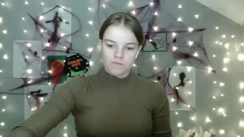 Nana online show from 10/14/25, 08:04