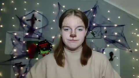 Nana online show from 10/31/25, 09:21