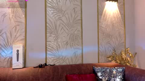 nanasofia_ online show from 05/22/26, 11:27