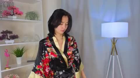 Miya online show from 09/18/25, 03:58