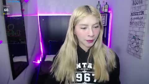 Snapshot of nancy_blonde chatting on 07/17/26, 12:45 nancy blonde online show from 07/17/26, 12:45