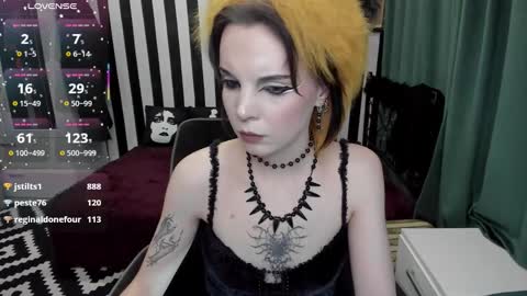 Nancy online show from 09/24/25, 01:31