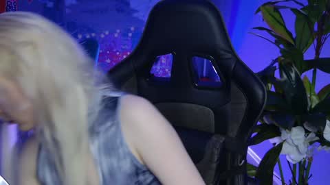 Snapshot of nancymartinez chatting on 01/29/25, 01:07 nancymartinez online show from 01/29/25, 01:07