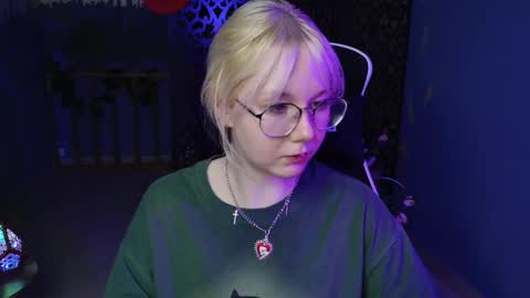 Snapshot of nancymartinez chatting on 02/15/25, 01:05 nancymartinez online show from 02/15/25, 01:05