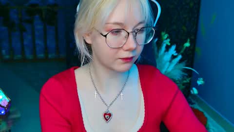 Snapshot of nancymartinez chatting on 02/19/25, 05:16 nancymartinez online show from 02/19/25, 05:16