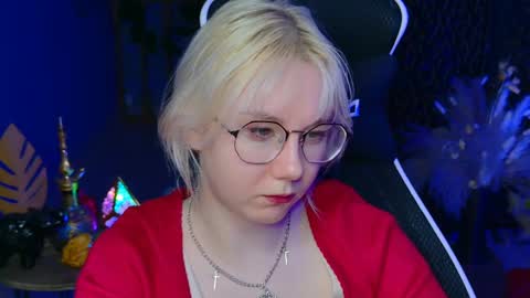 Snapshot of nancymartinez chatting on 02/19/25, 08:22 nancymartinez online show from 02/19/25, 08:22