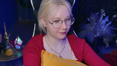 Snapshot of nancymartinez chatting on 02/19/25, 11:28 nancymartinez online show from 02/19/25, 11:28