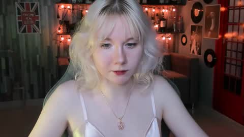 Snapshot of nancymartinez chatting on 03/11/25, 01:01 nancymartinez online show from 03/11/25, 01:01