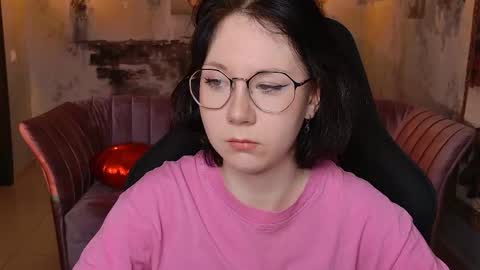 Snapshot of nancymartinez chatting on 10/16/25, 09:10 nancymartinez online show from 10/16/25, 09:10