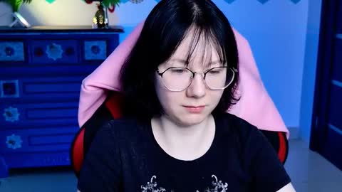 Snapshot of nancymartinez chatting on 10/25/25, 05:26 nancymartinez online show from 10/25/25, 05:26