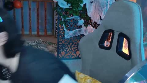 Snapshot of nancymartinez chatting on 10/27/25, 05:11 nancymartinez online show from 10/27/25, 05:11